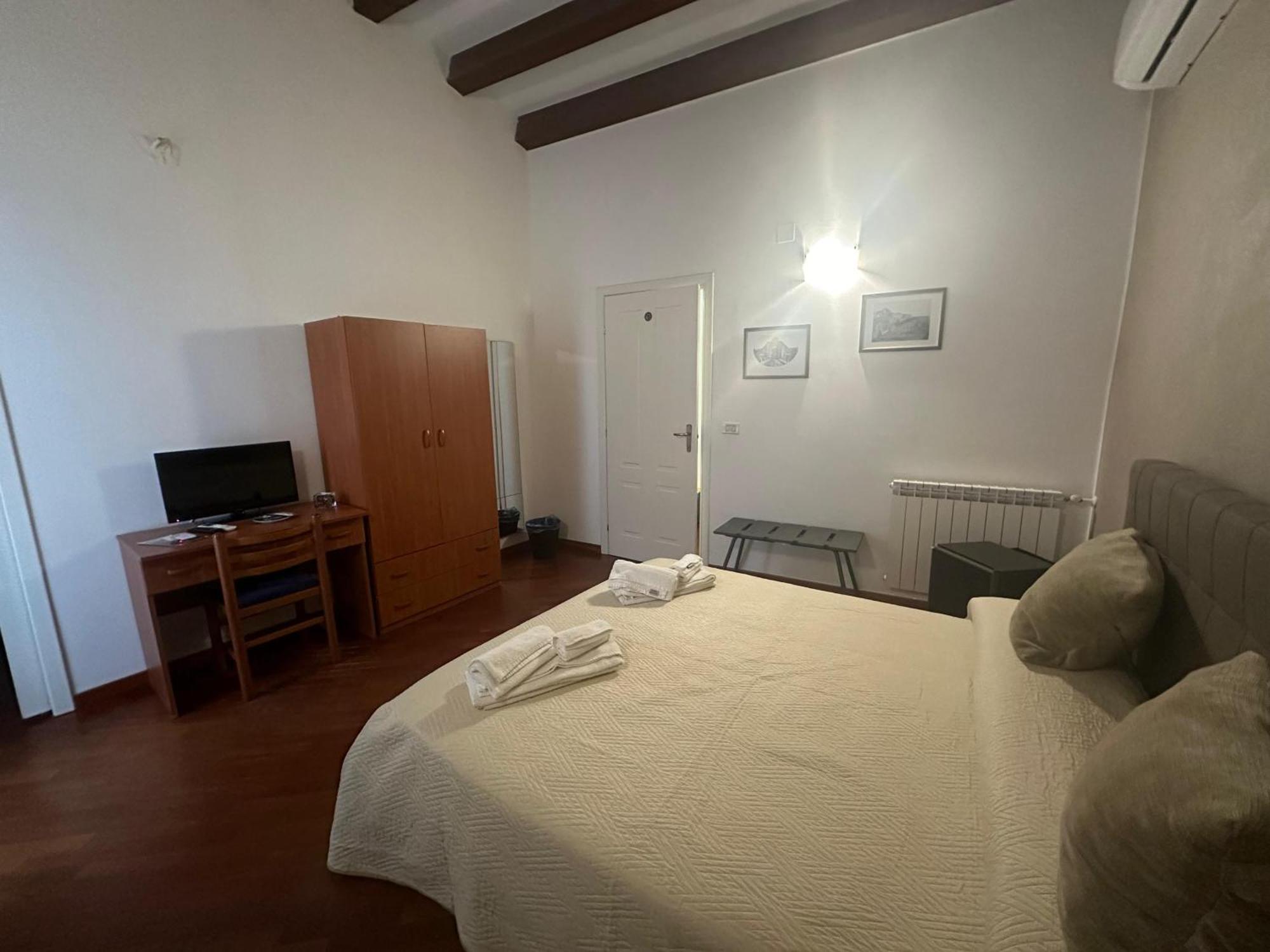 Affittacamere Resalibera Syracuse Exterior foto
